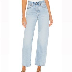 Levi Ribcage Straight Ankle Jeans